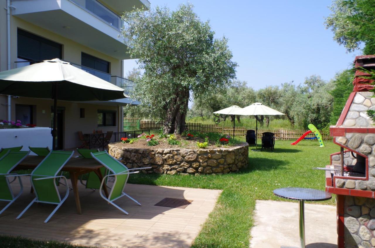 Anesis Luxury Apartments Skala Sotiros Exterior photo